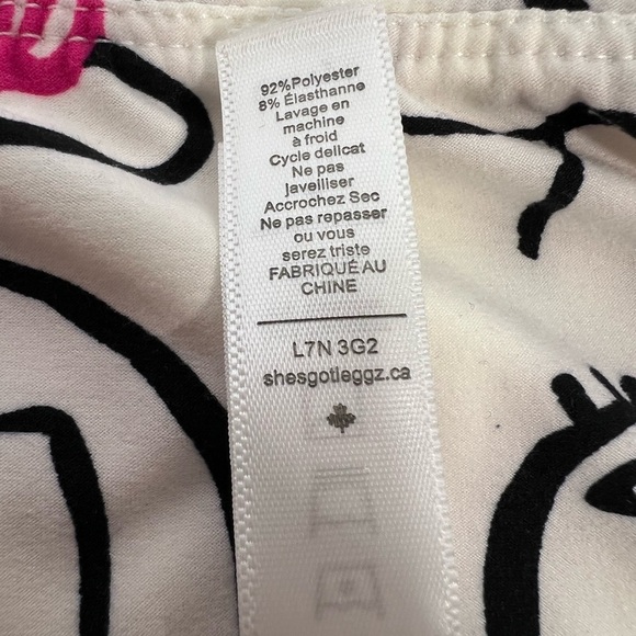 She’s Got Leggz Curvy Abstract Face Print Leggings - Picture 5 of 7